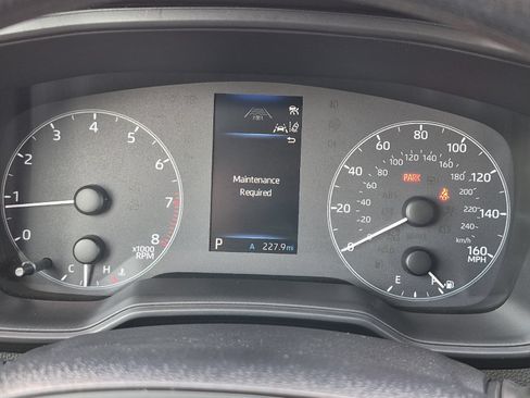 Certified 2025 Toyota Corolla LE FWD image 20