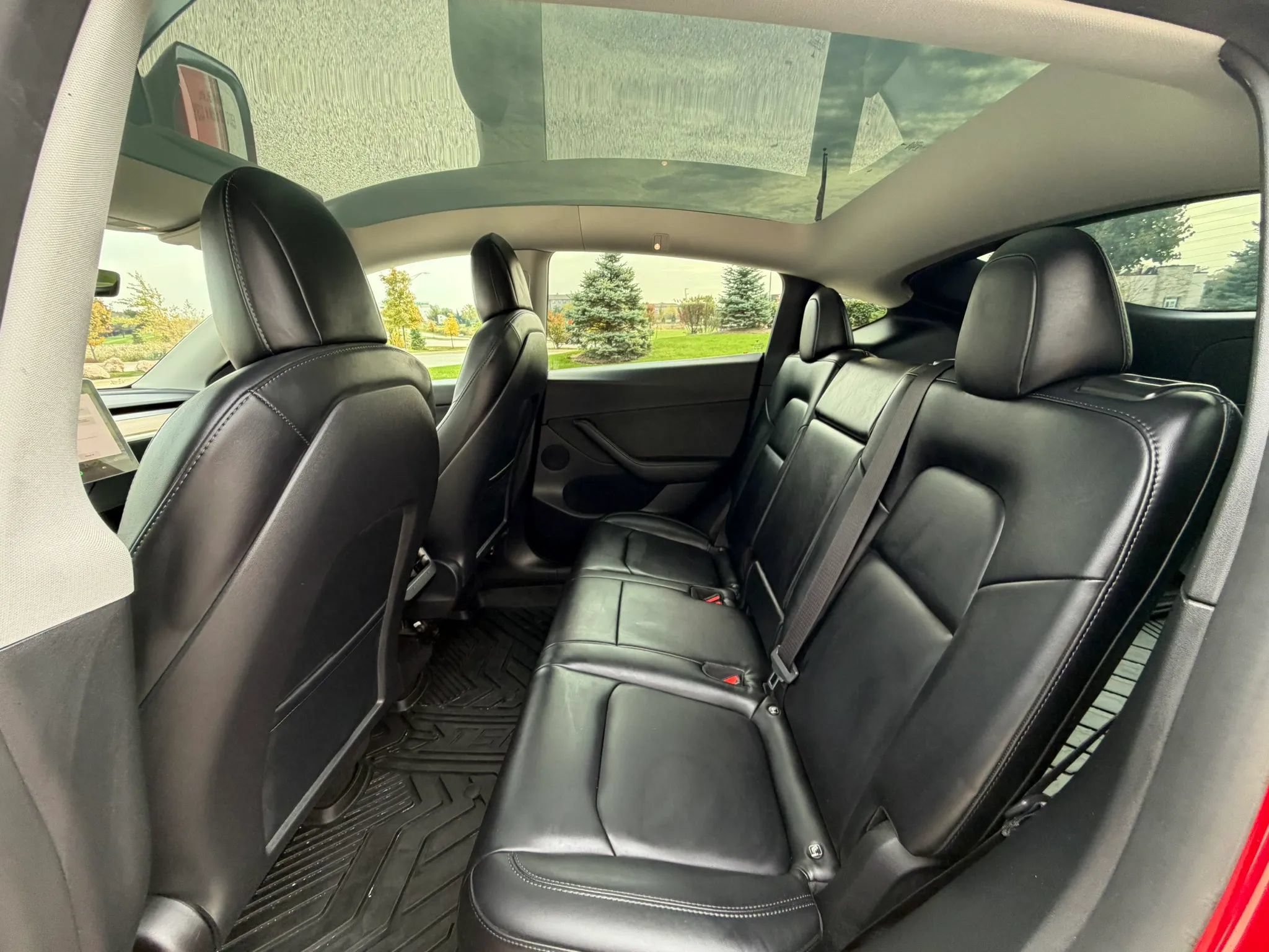 Used 2022 Tesla Model Y Performance AWD/4WD image 15