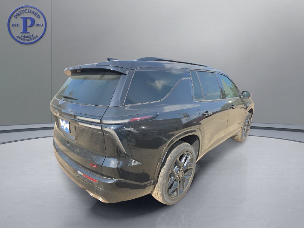 New 2026 Chevrolet Traverse RS w/ LPO, Floor Liner Package AWD/4WD image 7