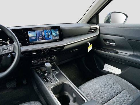 New 2026 Nissan Kicks SV image 21