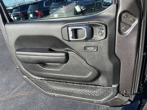 Used 2021 Jeep Wrangler Unlimited Sport image 18