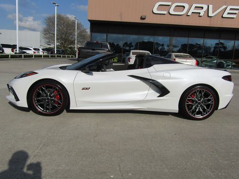 Used 2023 Chevrolet Corvette Stingray Premium Conv image 8