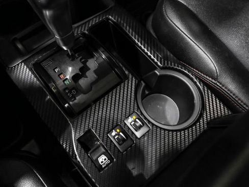 Used 2017 Toyota 4Runner TRD Off-Road Premium image 27