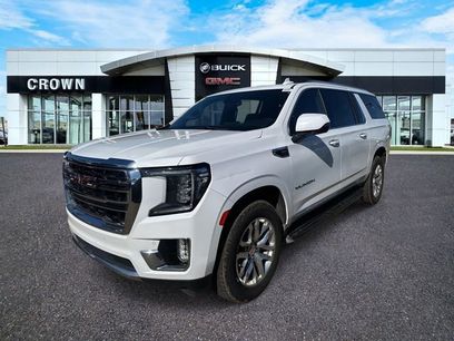 Used 2022 GMC Yukon XL SLT w/ SLT Premium Package