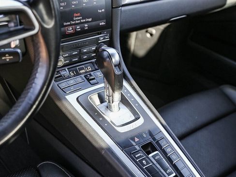 Used 2019 Porsche 718 Boxster image 30