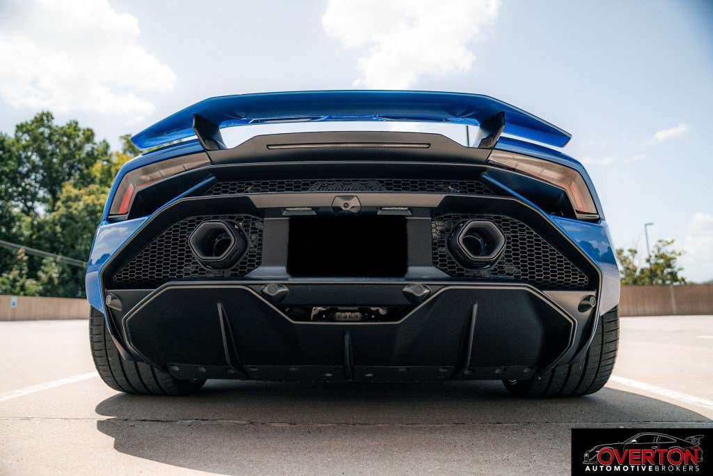 Used 2023 Lamborghini Huracan Tecnica RWD image 20