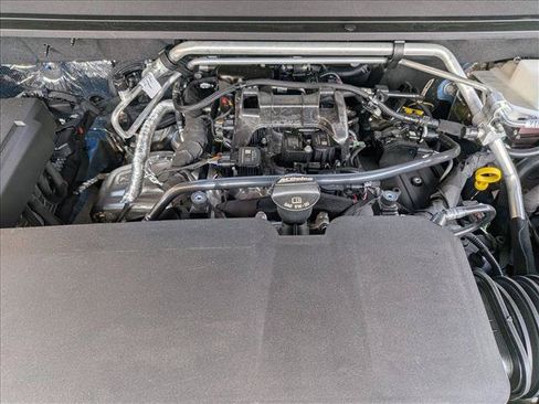 New 2026 GMC Canyon Elevation w/ Technology Package AWD/4WD image 16