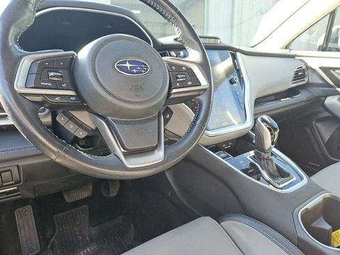 Used 2022 Subaru Outback Limited image 7