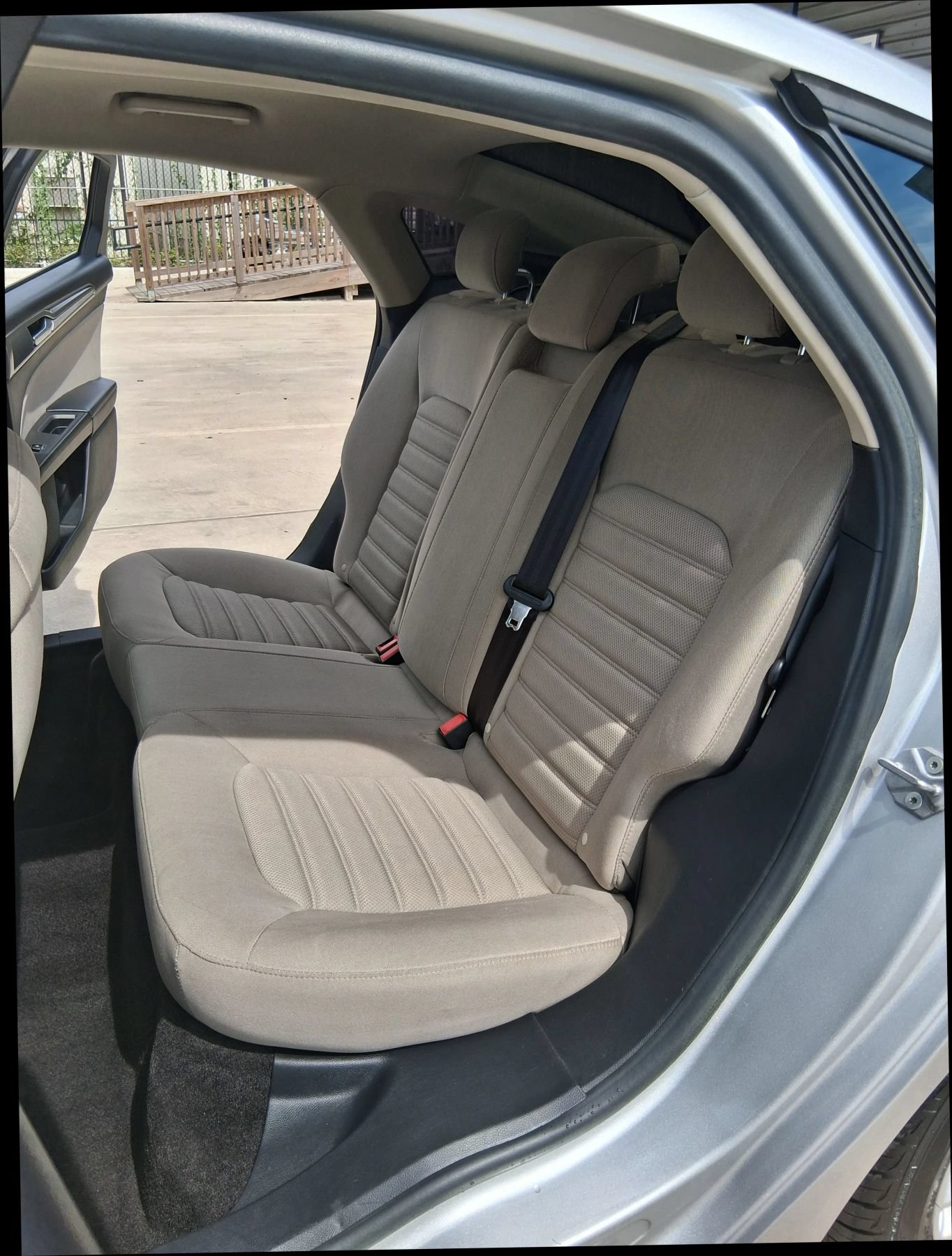 Used 2018 Ford Fusion S FWD image 28