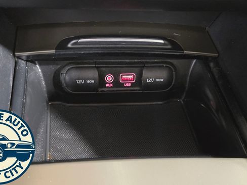 Used 2017 Kia Optima EX image 16