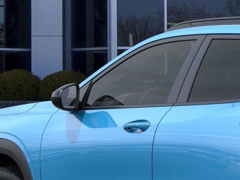 New 2026 Chevrolet Trax RS w/ Sunroof Package FWD image 12
