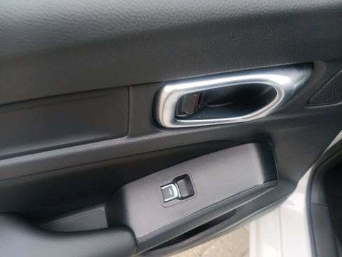 Used 2025 Acura Integra FWD image 21