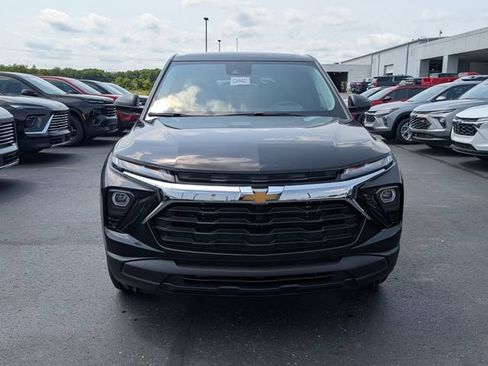 New 2026 Chevrolet TrailBlazer LS w/ LS Convenience Package FWD image 2