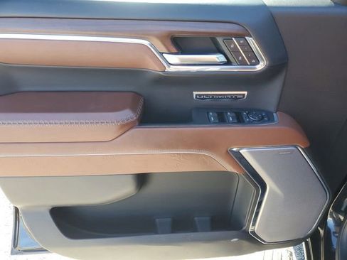 Used 2024 GMC Sierra 1500 Denali Ultimate image 11