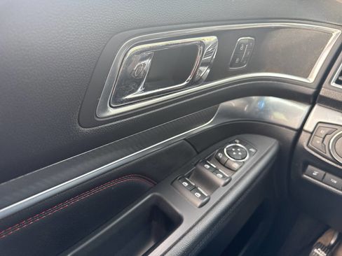 Used 2016 Ford Explorer Sport w/ Equipment Group 401A image 22