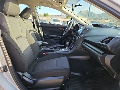 Used 2019 Subaru Impreza 2.0i Premium image 17