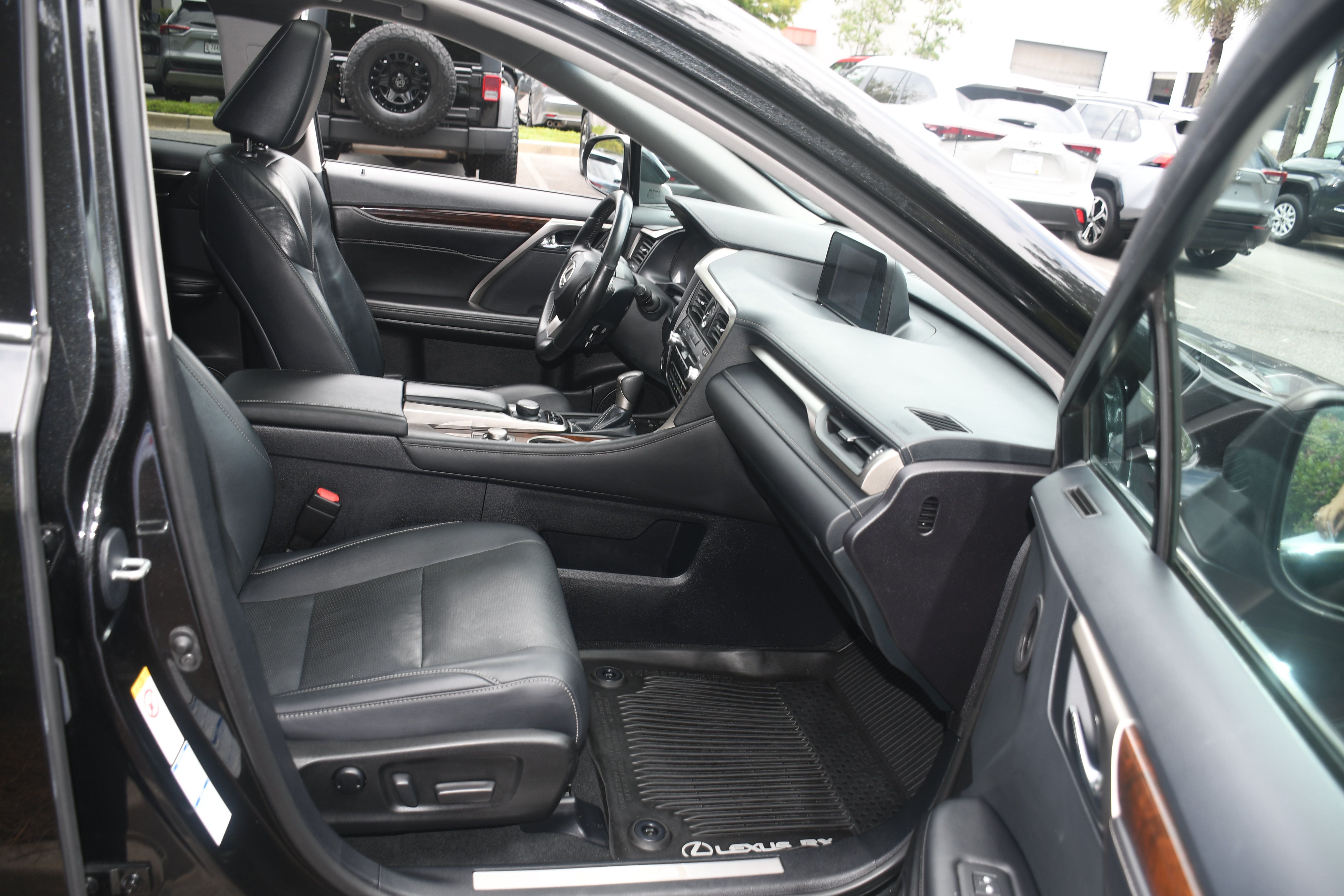Used 2018 Lexus RX 350 AWD w/ Premium Package image 22