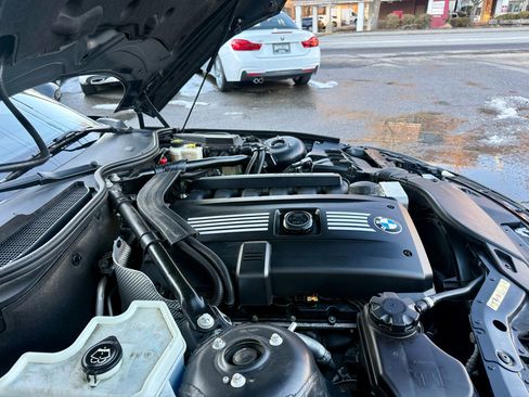 Used 2009 BMW Z4 sDrive30i image 28