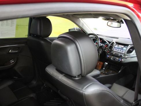 Used 2014 Chevrolet Impala LT FWD image 10