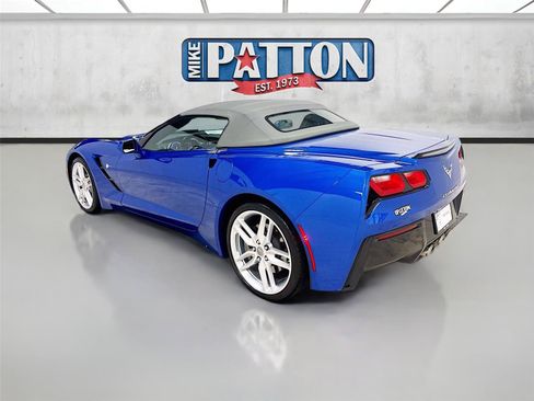 Used 2019 Chevrolet Corvette Stingray Convertible w/ 1LT RWD image 5