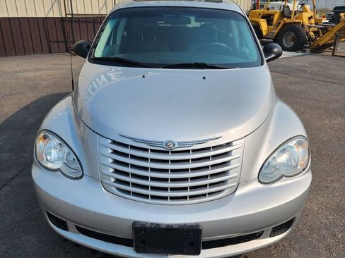 Used 2009 Chrysler PT Cruiser w/ Fleet Value Group I image 3