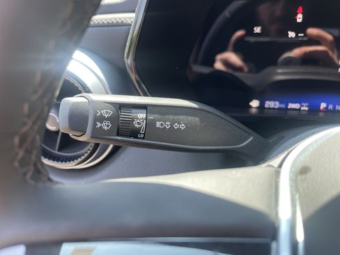 Used 2023 Chevrolet Colorado LT w/ LT Convenience Package II image 21