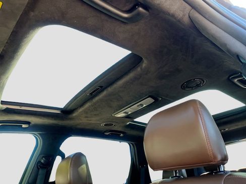 Used 2022 Kia Telluride SX w/ SX Prestige Package image 23