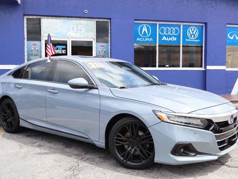 Used 2021 Honda Accord Touring image 4