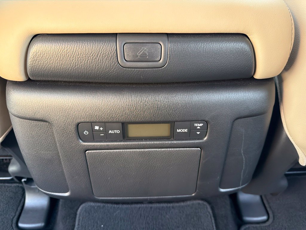 Used 2023 Nissan Armada SL w/ Captain's Chairs Package AWD/4WD image 23