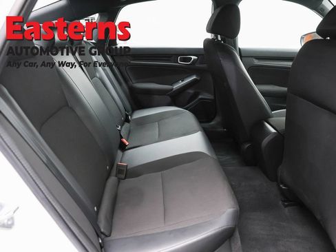 Used 2023 Honda Civic Sport image 22