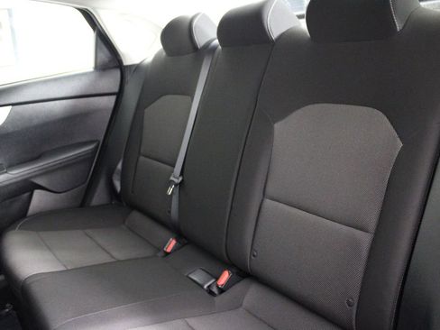 Used 2023 Kia Forte LXS w/ LXS Technology Package image 17