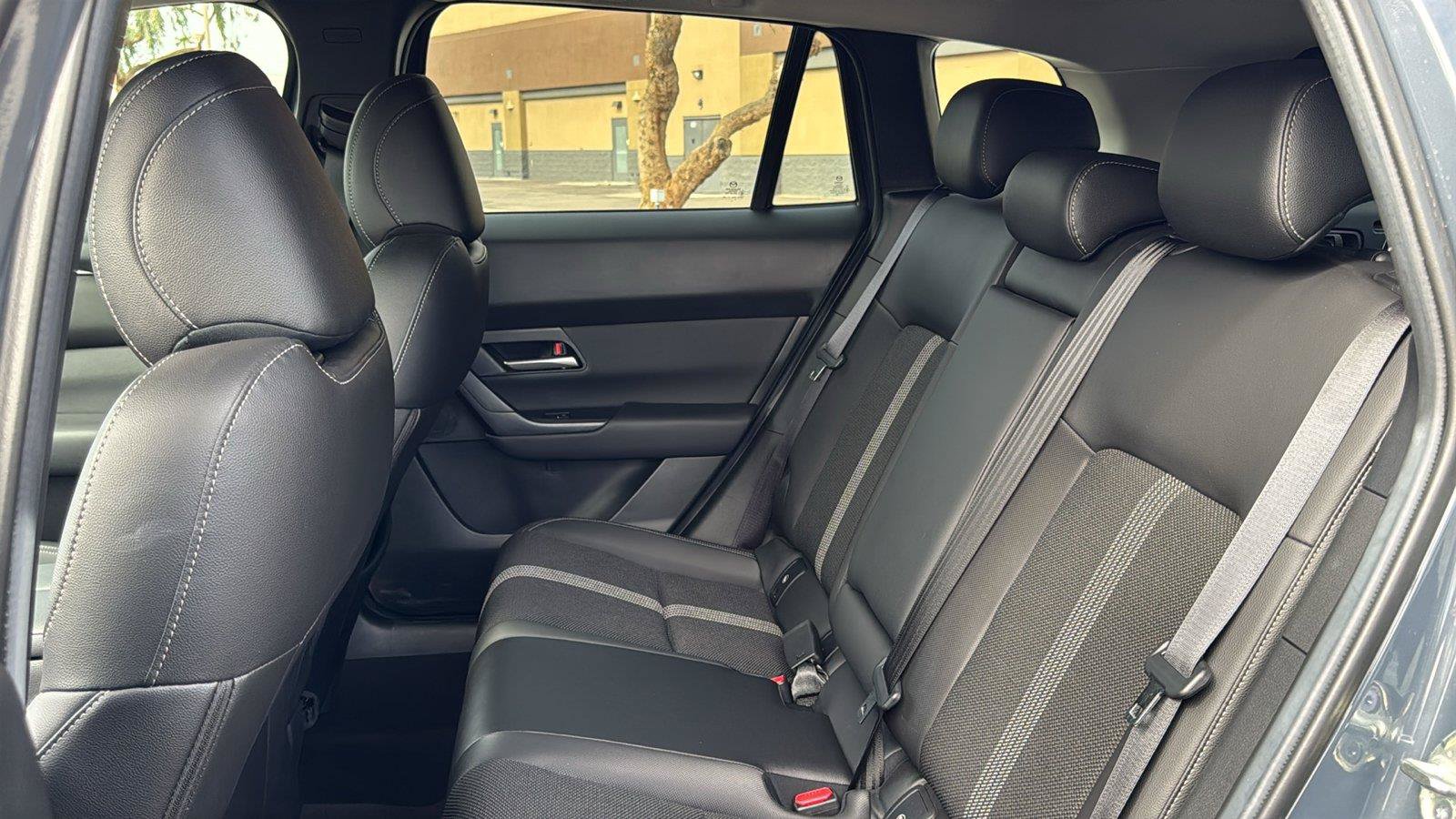 Certified 2025 MAZDA CX-50 AWD 2.5 S w/ Preferred Package image 24