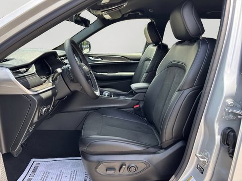 New 2026 Jeep Grand Cherokee L 4WD image 24