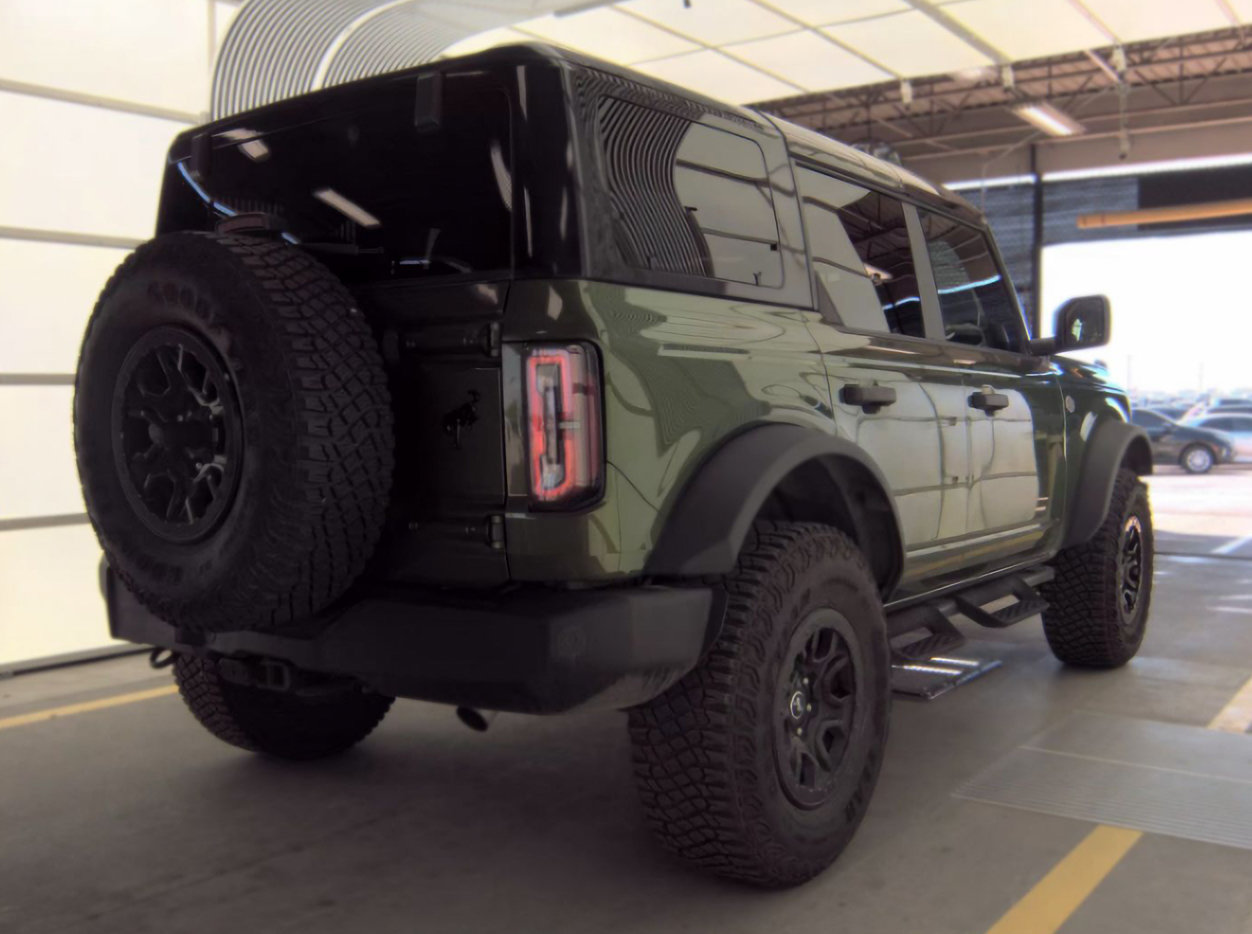 Used 2024 Ford Bronco Wildtrak AWD/4WD image 4