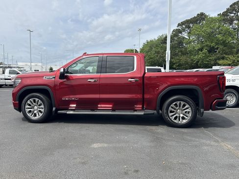 Used 2022 GMC Sierra 1500 Denali image 7