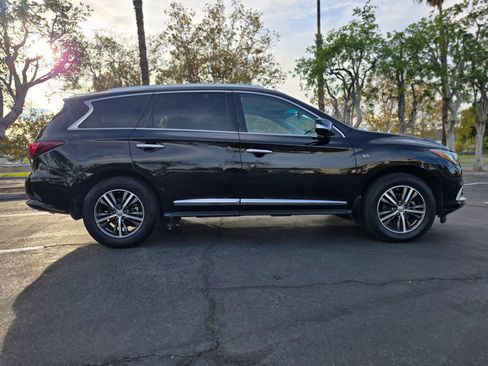 Used 2016 INFINITI QX60 FWD w/ Premium Plus Package image 4