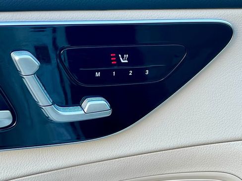 Used 2024 Mercedes-Benz C 300 4MATIC Sedan image 28