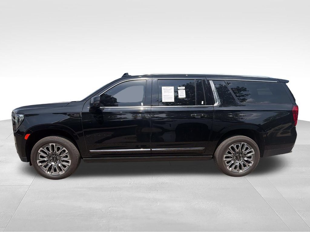 Used 2024 GMC Yukon XL Denali Ultimate AWD/4WD image 2