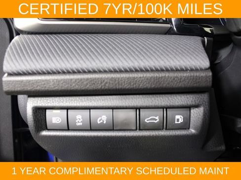 Used 2026 Toyota Camry SE w/ Convenience Package FWD image 19