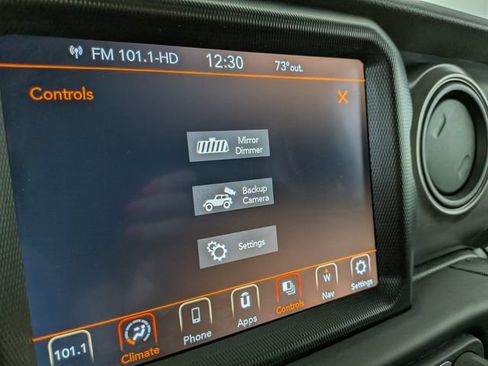 Used 2021 Jeep Wrangler Unlimited Sport AWD/4WD image 9