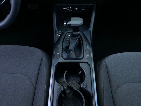 Used 2025 Kia K4 LXS image 14