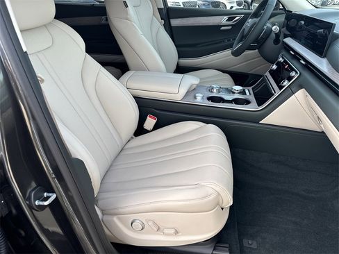 New 2026 Genesis GV80 2.5T Select image 13