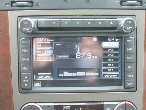 Used 2013 Lincoln Navigator 4WD w/ HD Trailer Tow Pkg image 31