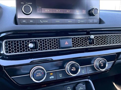 Certified 2023 Honda Civic LX image 35