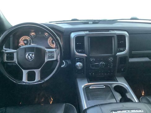 Used 2017 RAM 1500 Limited image 10