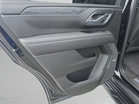 Used 2022 GMC Yukon SLT w/ SLT Premium Package RWD image 21