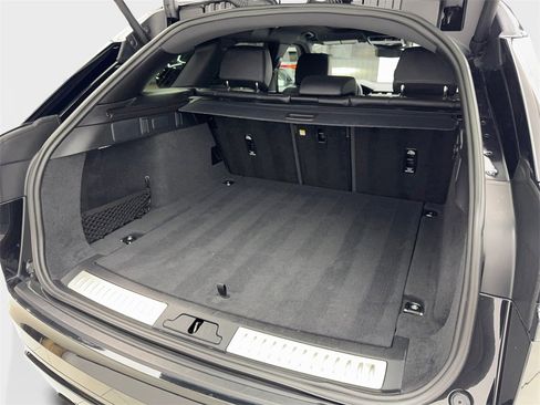 Used 2025 Land Rover Range Rover Velar Dynamic SE image 70