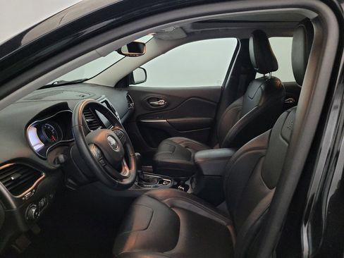 Used 2020 Jeep Cherokee Limited AWD/4WD image 17