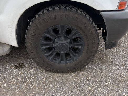Used 2001 Ford F350 XL RWD image 19