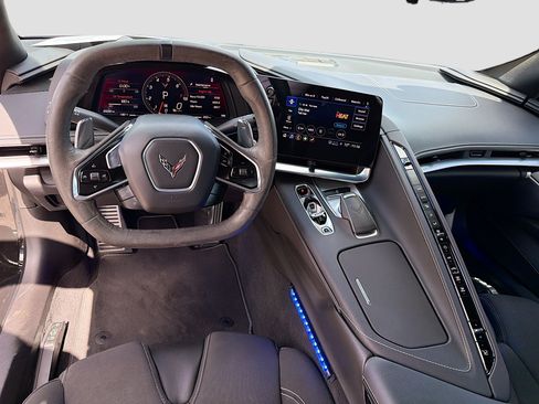 Used 2021 Chevrolet Corvette Stingray Convertible w/ 1LT image 16